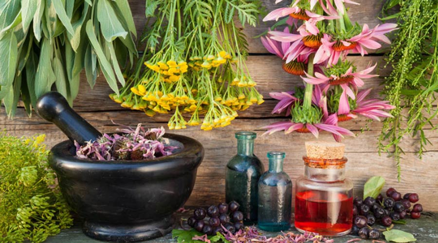 عرق چهل گیاه برای آرامش اعصاب و کاهش استرس